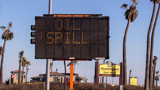 Huntington Beach oil spill 10/3/21