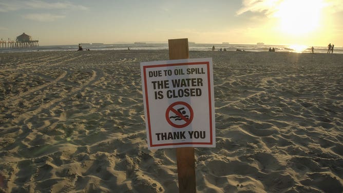 Huntington Beach oil spill 10/3/21
