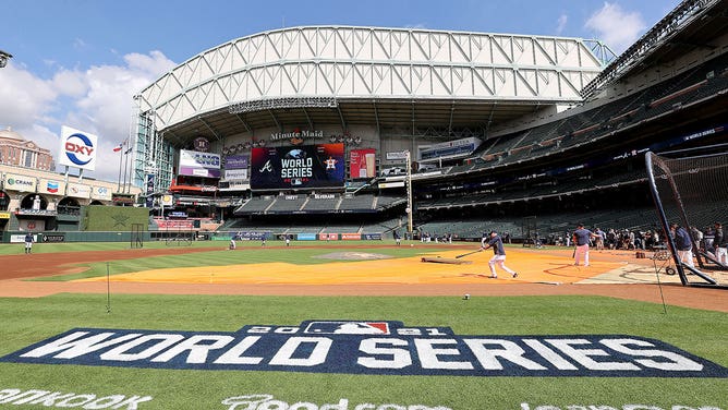 Minute Maid Park roof to be closed for World Series opener with rain in  forecast
