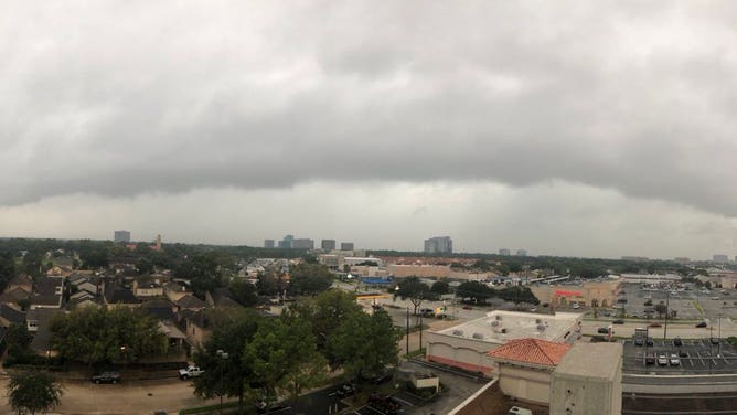 A shelf cloud over Houston Wednesday, October 27, 2021, as a fast-moving storm brought the threat of tornadoes to the area. (Image credit: Paul Medica)