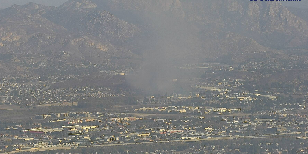 Evacuations orders lifted after wildfire extinguished outside San Diego ...