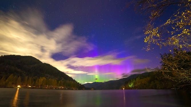 The aurora lights as seen from Lake Whatcom, Washington. (Image credit: Sean Wheeler/Tandem Wheels Photography)