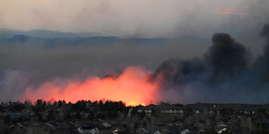 Mandatory evacuations issued in Colorado as large, rapidly-spreading wildfire explodes in size