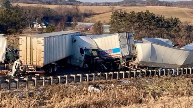 I-94 crashes 12-23-21