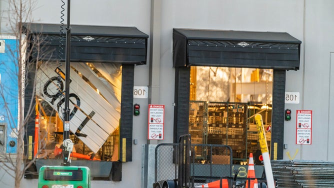 Amazon Warehouse tornado damage IL 12/21