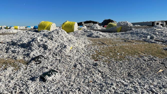 Tornado damage in Leachville, AR 12/21