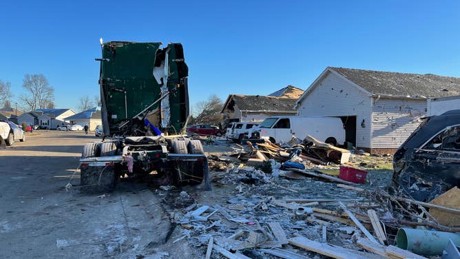Tornado damage in Bowling Green, Kentucky 12/21