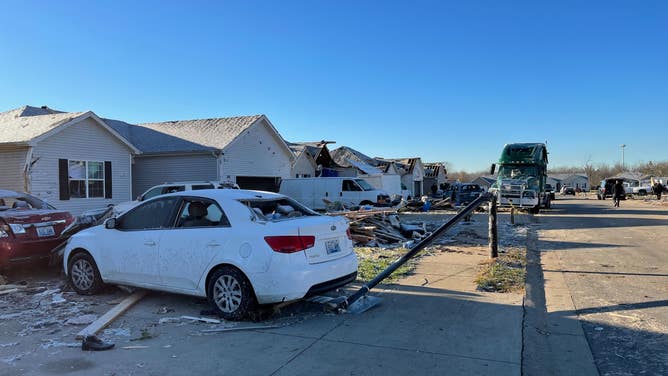 Tornado damage in Bowling Green, Kentucky 12/21