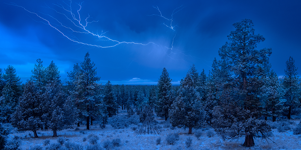 Thundersnow: winter thunderstorms