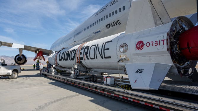 Launch technicians prepare LauncherOne for Above the Clouds mission in Mojave, California. (Image: Virgin Orbit)