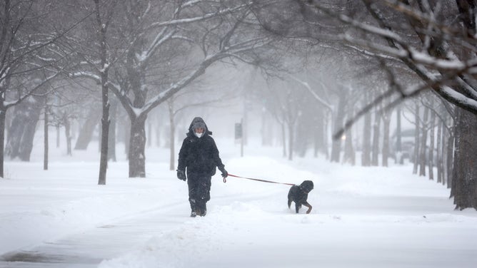 Chicago winter storm images 2/2/22 - Getty Images
