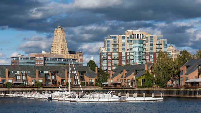 Buffalo city skyline -- allergy capitals list
