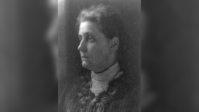 Jane Addams, who co-founded the social settlement of Hull House in 1889 Chicago. Jane Addams also used maps as a form of social activism.