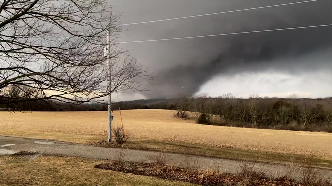 EF-4 tornado approaches Winterset, Iowa, on March 5, 2022.