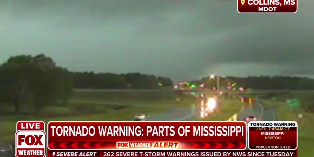 FOX Weather meteorologists analyze ominous video of Mississippi storm