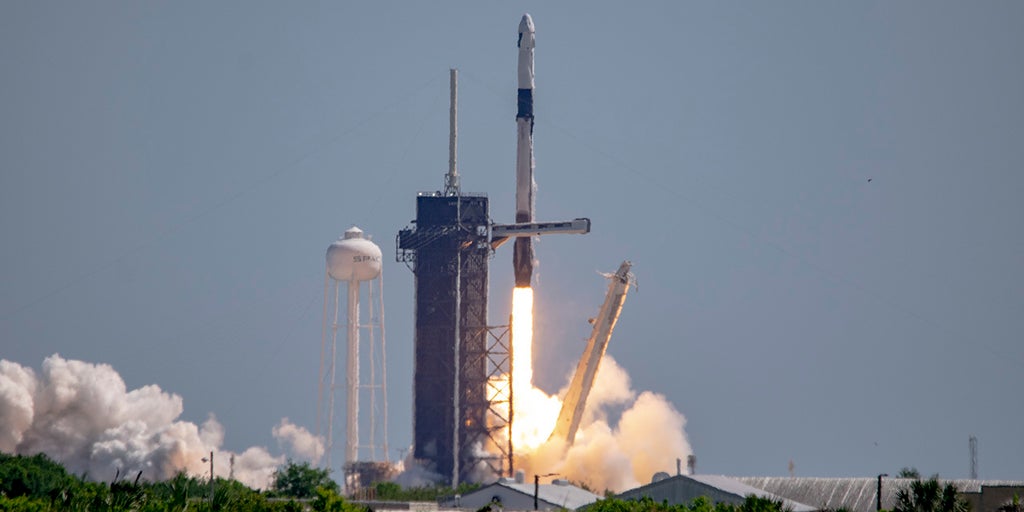 First private astronaut mission blasts off from Florida beginning new ...