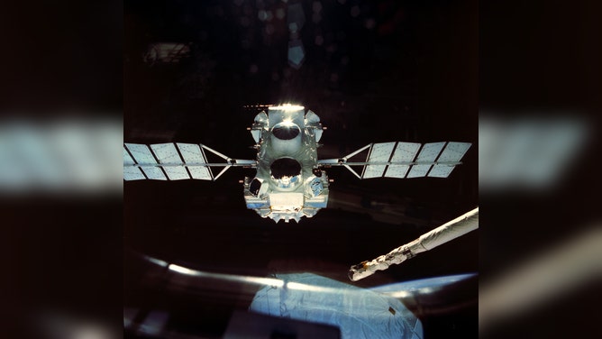 Compton space telescope clearance