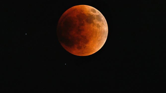 Total lunar eclipse 5/2022