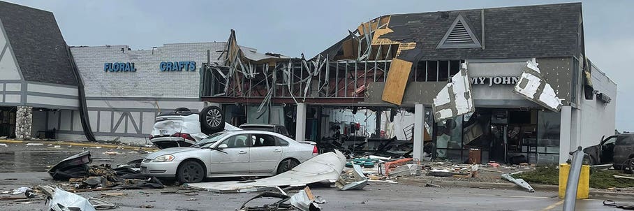 2 dead, 44 injured after EF-3 tornado tears through Michigan town