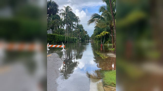 Flooding in downtown Naples, Fla. on Saturday, June 4, 2022 after heavy rainfall associated with a tropical disturbance. (image: Jazmine Starr/twitter)