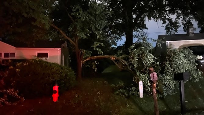 Storm damages near Platte Woods, Missouri on June 8, 2022. (Image: @Jimbo_Slice47/Twitter)