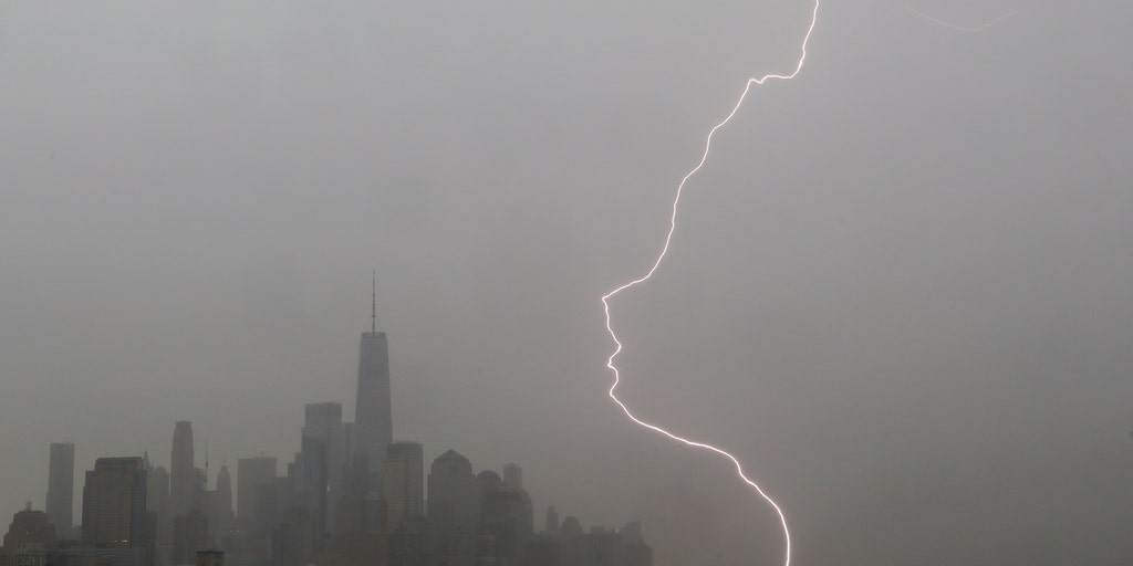 97.1 million lightning strikes in the US so far this year – and it's ...