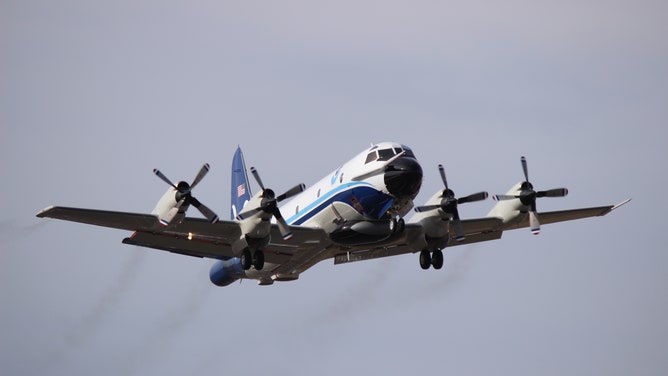 NOAA Lockheed WP-3D Orion N42RF with 2016 livery on take off_NOAA photo by LT Kevin Doremus