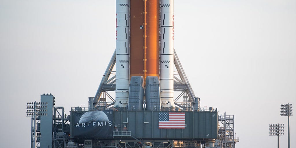 NASA's moon rocket 'go' for Artemis 1 launch after final review | Fox ...