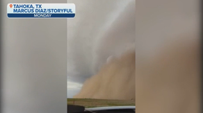 Mother Nature turns tables on storm chaser forced to outrun haboob