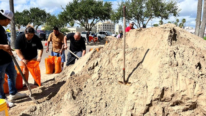 Sandbag operations in Texas