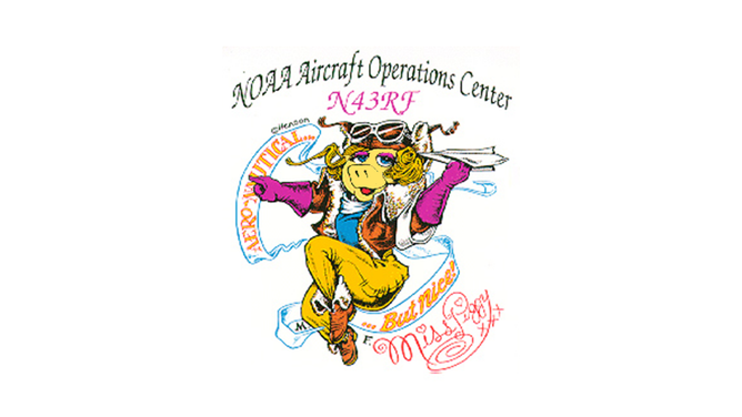 The final "Miss Piggy" logo, designed for the NOAA hurricane hunter WP-3D Orion aircraft.