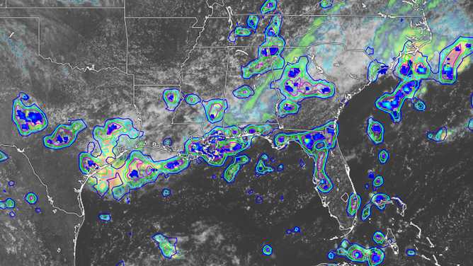 Satellite depicts lightning