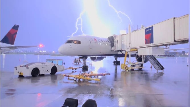 New Orleans lightning strike