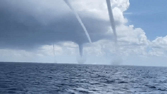 tornado forming animation