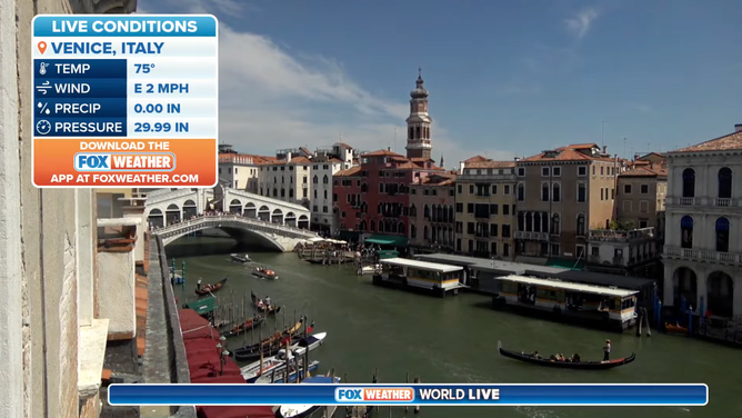 Livestream shows boat rides in Venice, Italy canals