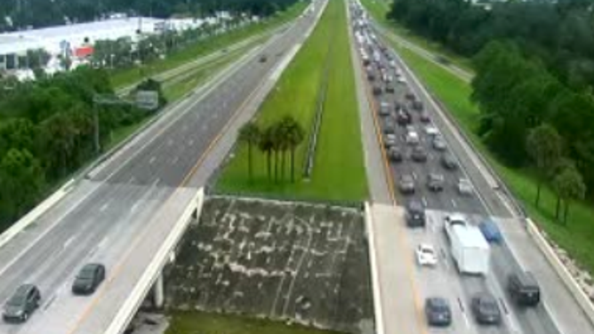 Eastbound traffic is far more congested than the westbound traffic on I-4 at McIntosh Rd east of Tampa Bay.