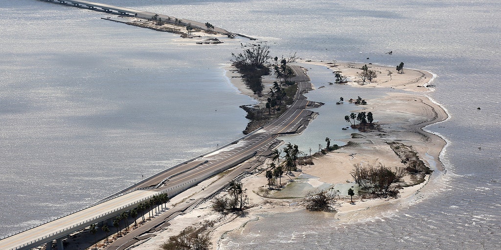 'Miraculous': Sanibel Causeway reopens to island residents for first ... - Island Residents Adapting To More Extreme Weather