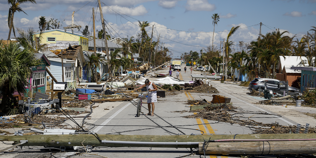 Death toll eclipses 60 as more Hurricane Ian victims found in Florida
