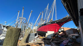 'Help us': Shrimping boats sit idle in Fort Myers after suffering Hurricane Ian’s wrath