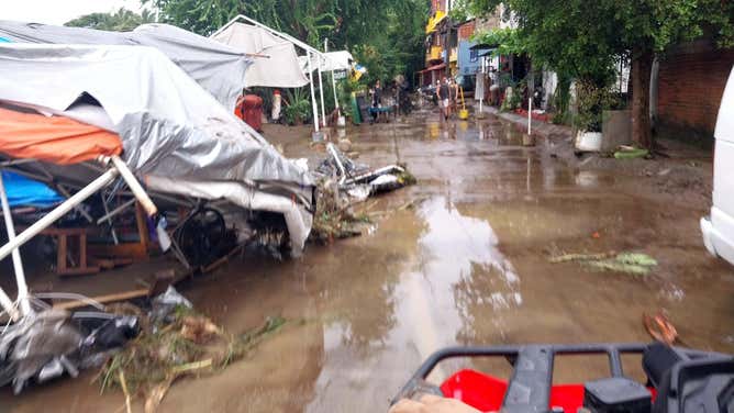 Hurricane Roslyn made landfall along Mexico's Pacific Coast early Sunday morning.