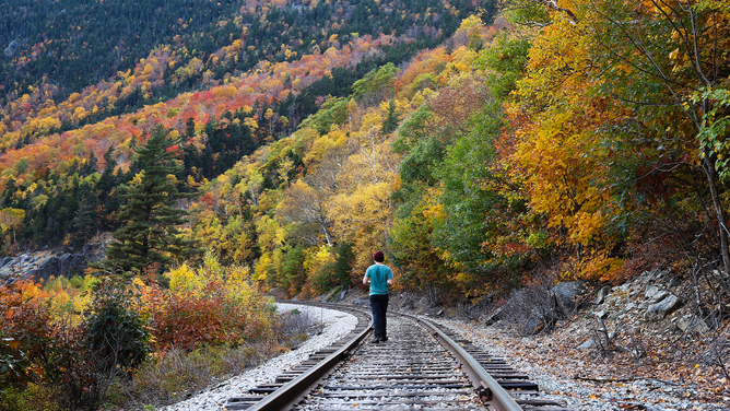 NEW HAMPSHIRE, USA - OCTOBER 12: Scenic Railroad is seen during colorful fall foliage in New Hampshire, United States on October 12, 202. (Photo by Tayfun Coskun/Anadolu Agency via Getty Images)