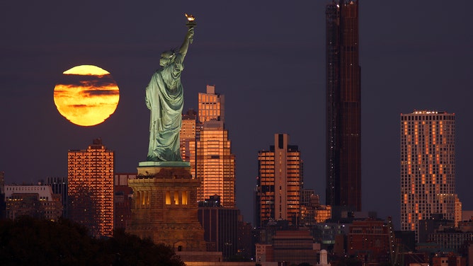 Full Hunter's Moon Rises in New York City