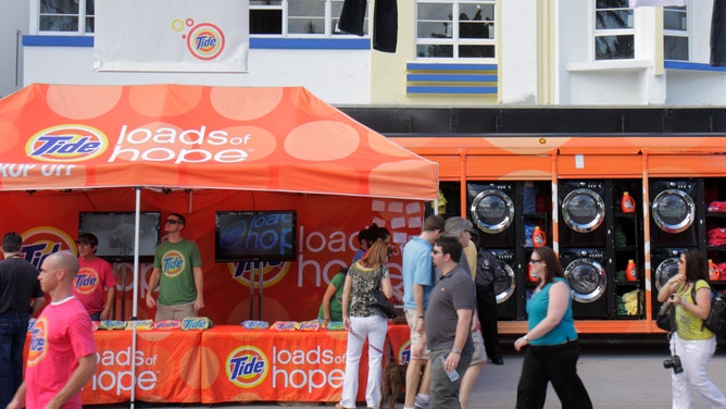 Tide Loads of Hopes promotional stand.