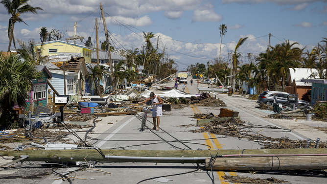 Hurricane Ian death toll surpasses 110 as search and recovery ...