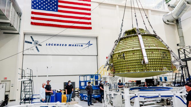 Orion crew module pressure