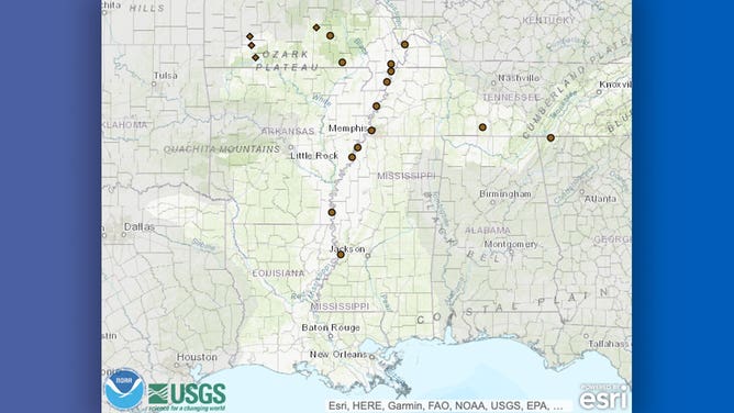 Mississippi River water levels