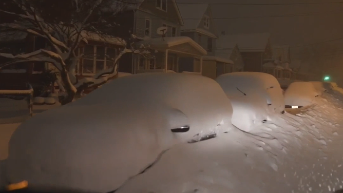 Historic snowstorm drops over 80 inches in Buffalo area as western New York  digs out