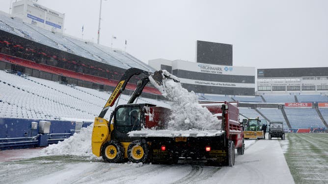 Snow removal at Highmark Stadium