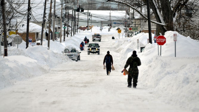 Record snowstorm pummels Buffalo