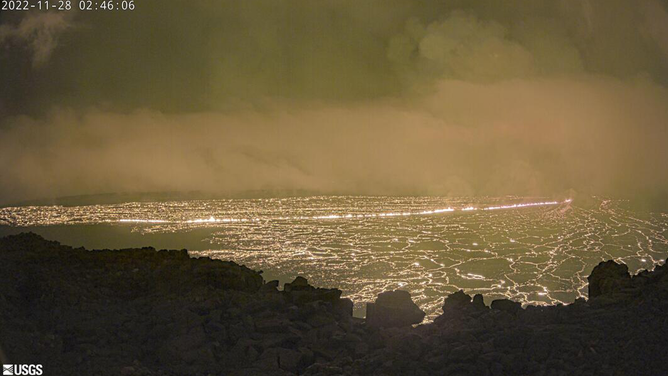 Hawaii's Mauna Loa volcano erupted for the first time in 38 years on Sunday night.